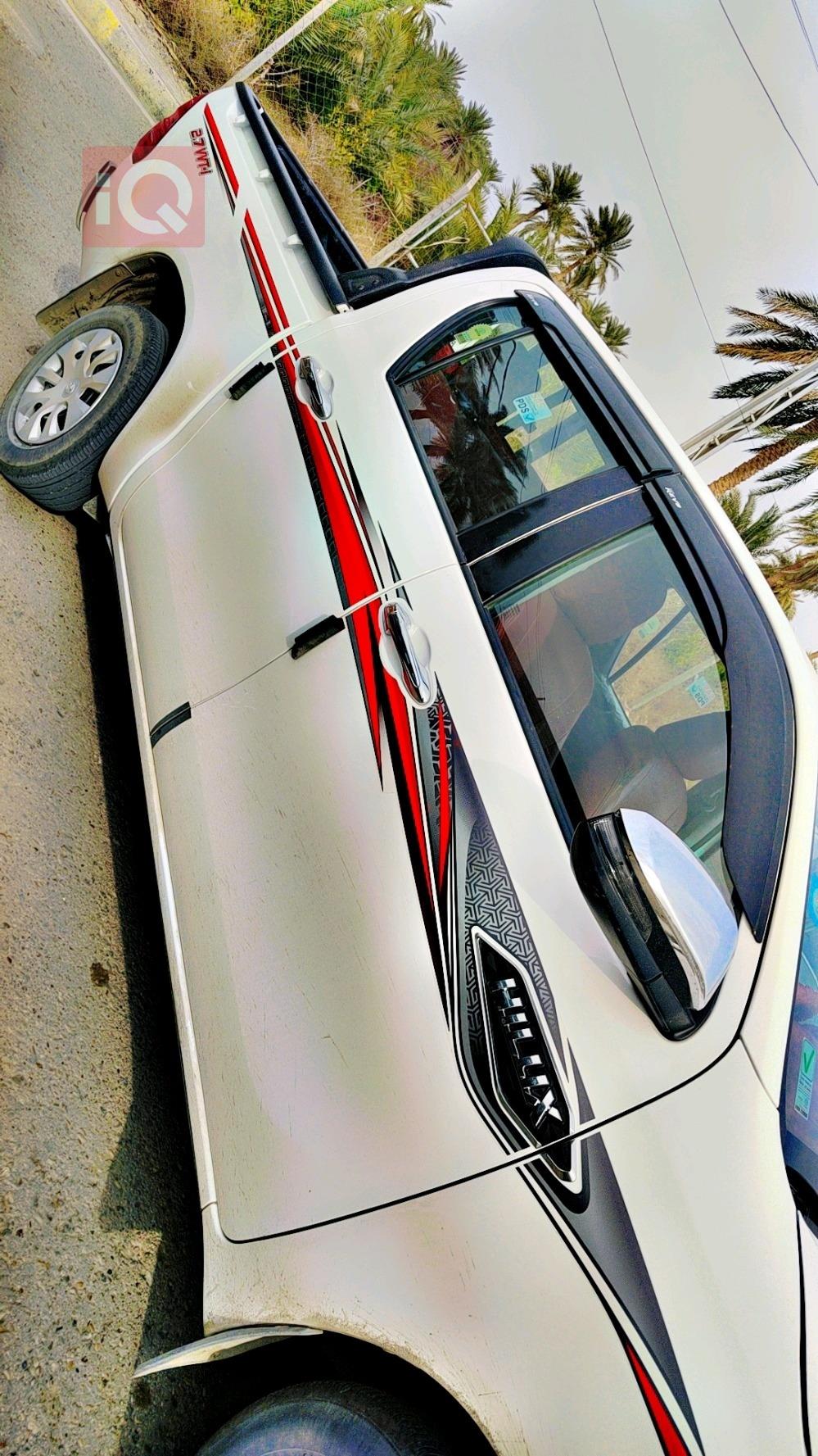 تويوتا هايلوكس